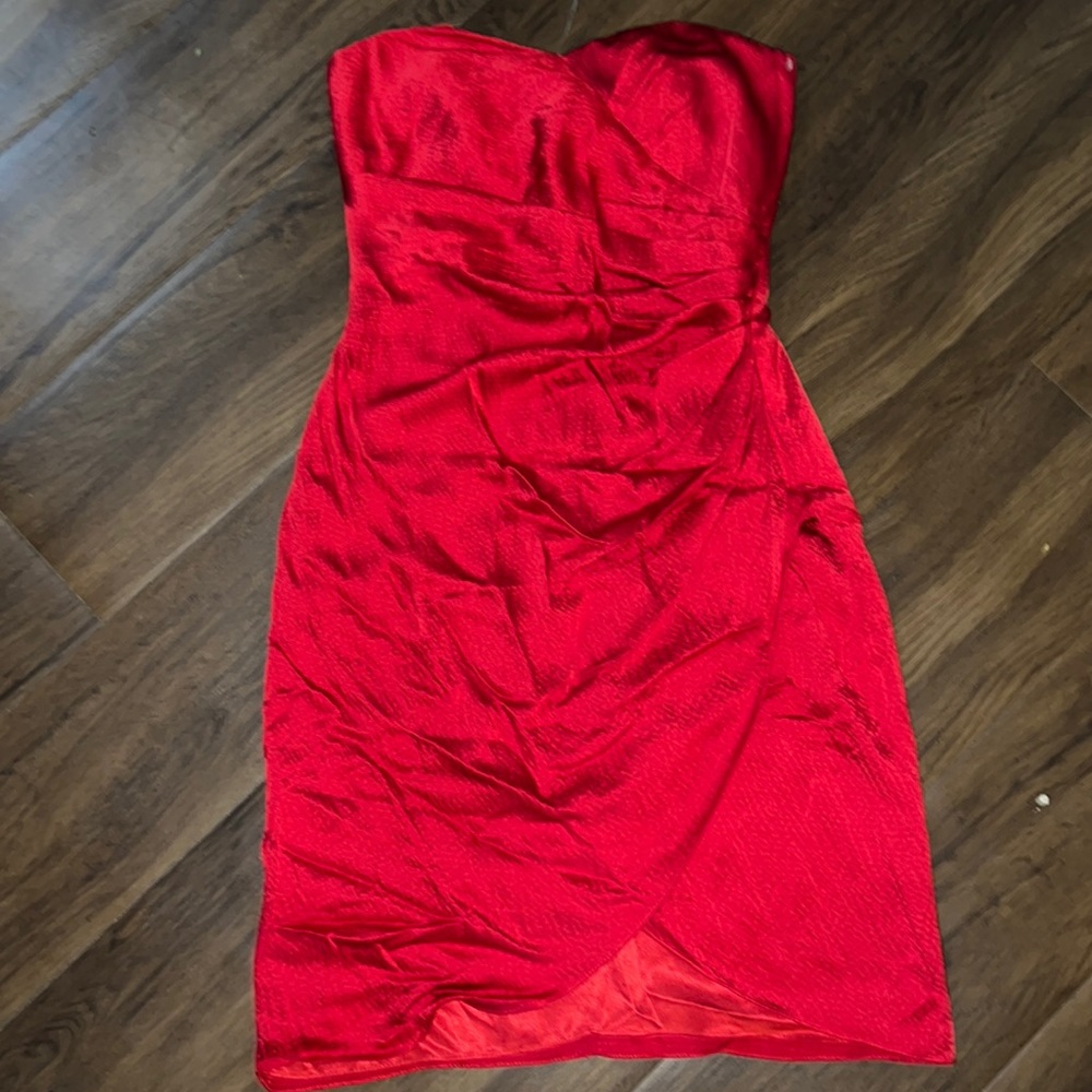 Size 6 Badgley Mischka red silk dress